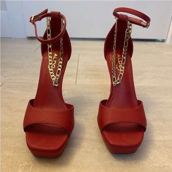 Red high heels from Aldo size 7.5 pillow walk cushion - Picture 2 of 8